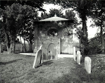 Ongley Mausoleum 1980